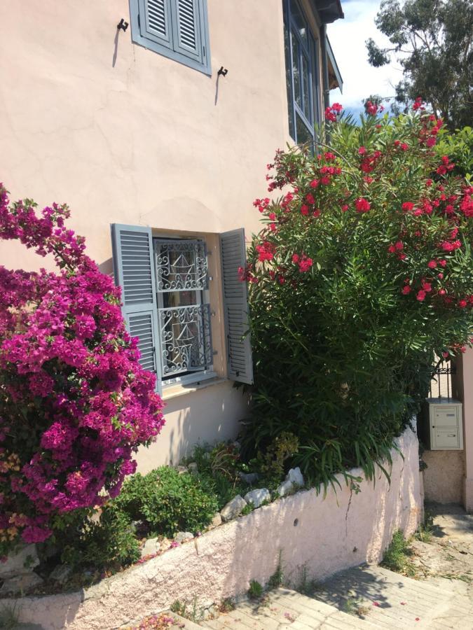 Appartement central des terres chaudes proche bord de mer Menton Extérieur photo