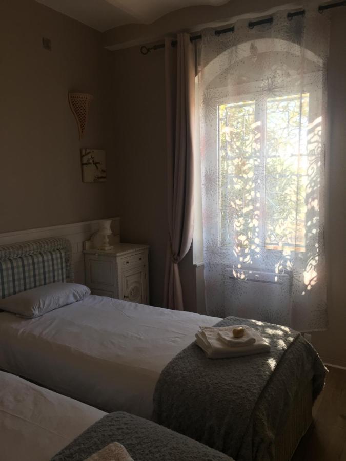 Appartement central des terres chaudes proche bord de mer Menton Extérieur photo