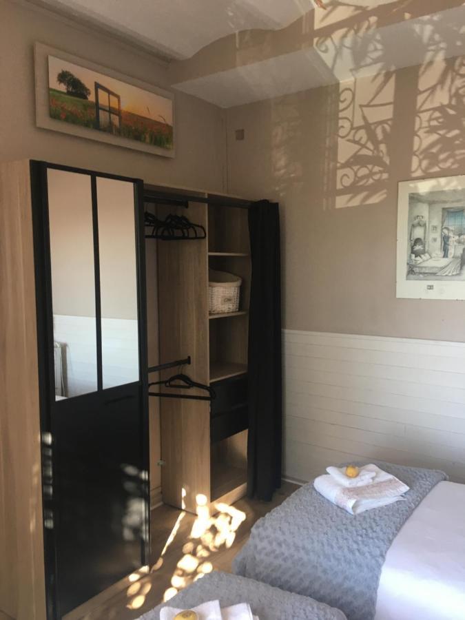 Appartement central des terres chaudes proche bord de mer Menton Extérieur photo